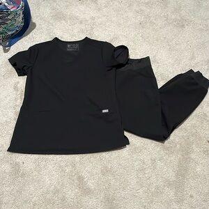 Figs scrubs size small